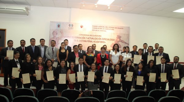ESPECIALIZA PJE A 22 JURISTAS  EN EL SISTEMA PENAL ACUSATORIO