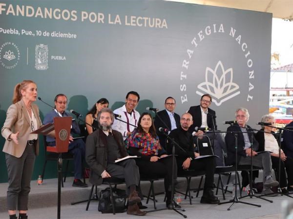 Encabeza Beatriz Gutiérrez Müller, cuarto Fandango por la Lectura en Puebla