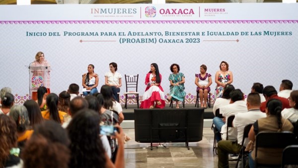 Capacitan a 40 municipios con Alerta de Violencia de  Género en Oaxaca sobre operatividad del Banavim