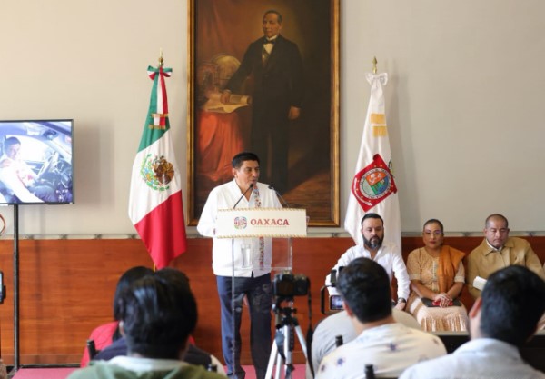 Cumplimos el objetivo de devolverle a la Guelaguetza su esencia popular: Salomón Jara Cruz