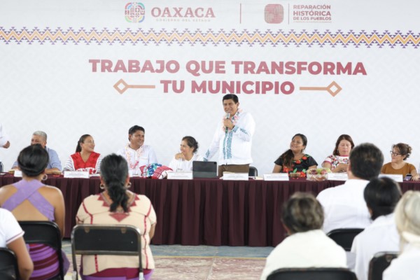 Con nuevo modelo de atención Gobierno del Estado transforma San Andrés Huaxpaltepec y Santa Catarina Mechoacán