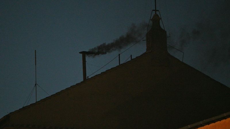 Humo negro en el conclave