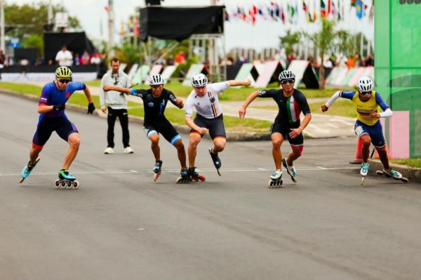 PATINADORES HIDROCÁLIDOS, ENTRE LOS MEJORES DEL MUNDO