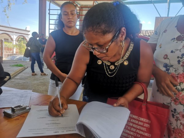 entregó equipamiento a diversas Cocinas Comedor Nutricional Comunitarios.