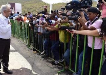 En 2022 se inaugura carretera que conectará Oaxaca con Puerto Escondido, anuncia presidente en Yogana