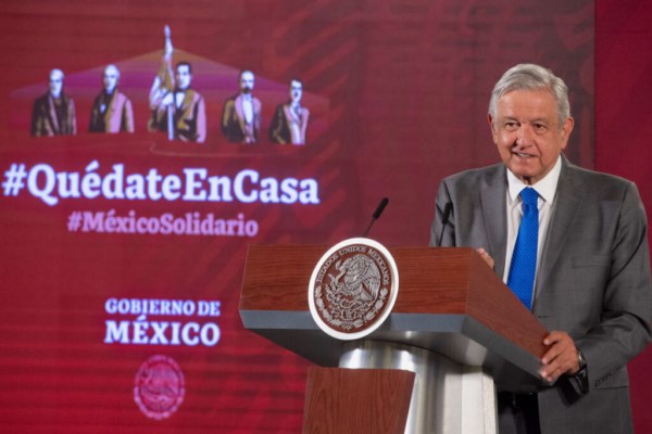 la convocatoria para capacitar médicos y fortalecer su presencia en las salas de terapia intensiva.