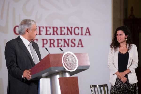 “Están actuando de manera responsable, heroica, porque son los que están cuidando los empleos de los trabajadores