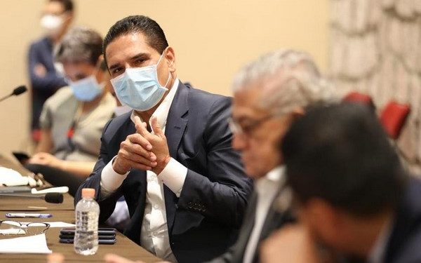 El tamaño del reto nos obliga a replantear nuestra forma de convivencia: Silvano Aureoles