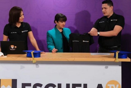 de clases de Educación Básica para más de 1 millón de niños y jóvenes.