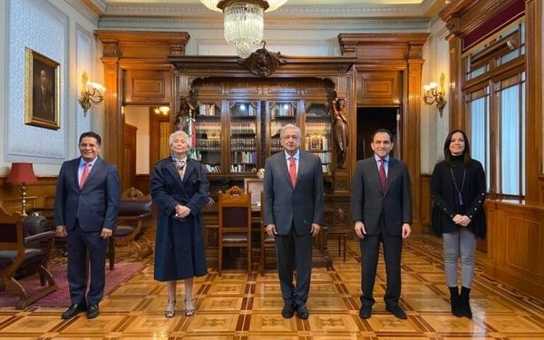 que aquilatamos, va a ayudar mucho para seguir adelante en la transformación de México”