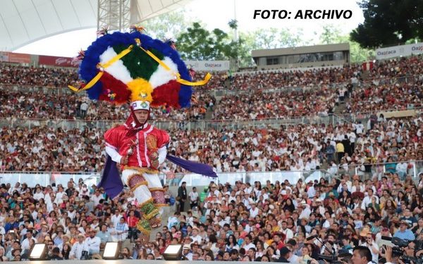 Alejandro Murat Hinojosa resaltó que “nuestra cultura y nuestras tradiciones viven en nuestro corazón, alma, mente y fluyen por nuestra sangre”