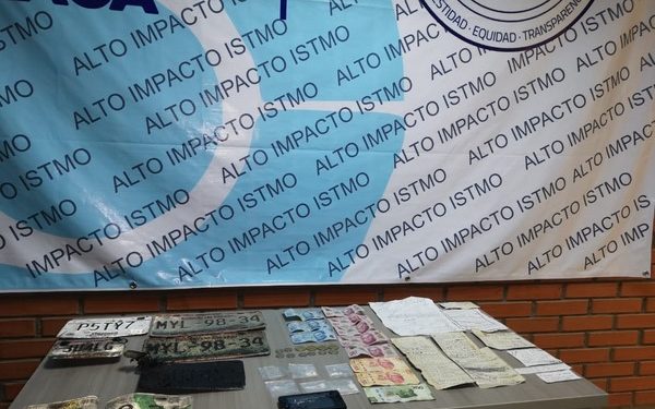       Con el apoyo de la Guardia Nacional, la Fiscalía General coordinó y ejecutó 3 nuevos cateos en Juchitán de Zaragoza