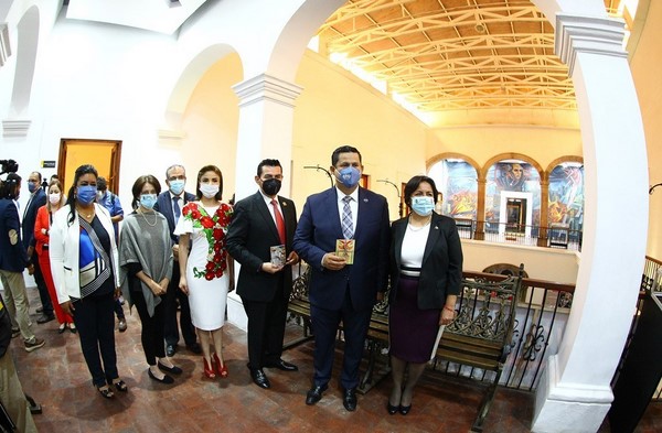 Entrega Gobernador apoyos para proyectos productivos y supervisa la rehabilitación de libramiento.