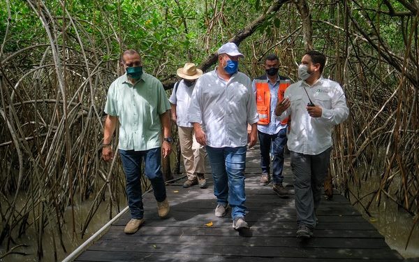 estero respetarán el equilibrio del Área Natural Protegida