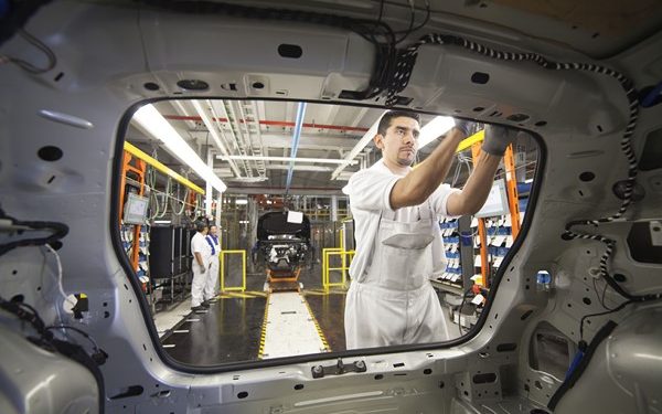 -En agosto de este año fueron producidas en la entidad 46 mil 196 unidades, según el INEGI.