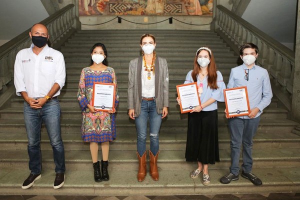 , son hoy candidatos al Premio Internacional de la Paz por los Niños.