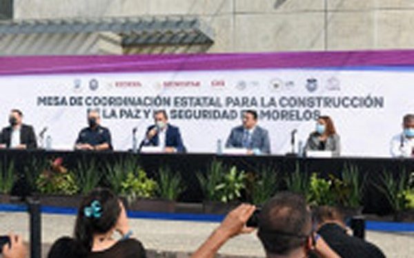 78 presuntos secuestradores que además mantenían tomada caseta de cobro