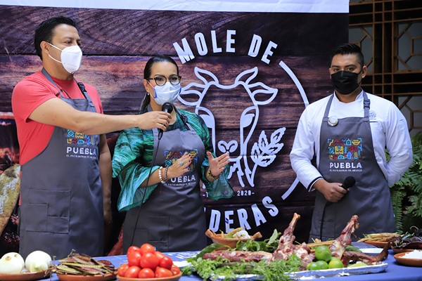 el compromiso es promover el consumo del guiso para alcanzar la meta de los 100 mil platillos servido