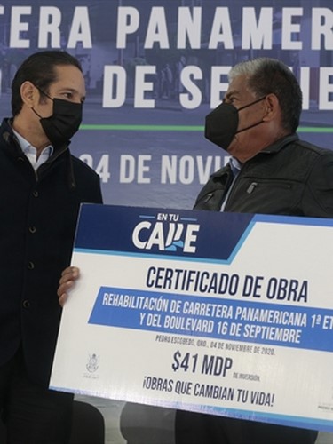 entregó obras que impulsan el desarrollo y bienestar de 36 mil habitantes del municipio de Pedro Escobedo.