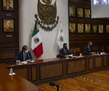 la generación de 100 empleos de alta especialización.