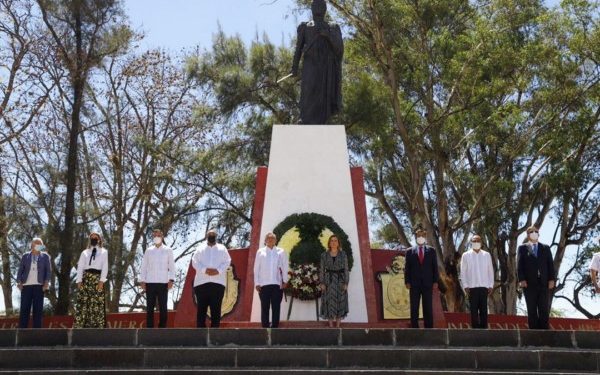 El Gobernador del Estado y el presidente de México, Andrés Manuel López Obrador, encabezaron el 190 aniversario luctuoso del general Vicente Guerrero Saldaña