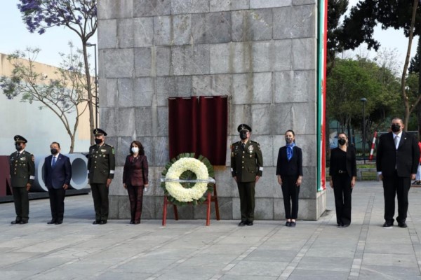 guardia de honor por el 178 aniversario luctuoso de Guadalupe Victoria,