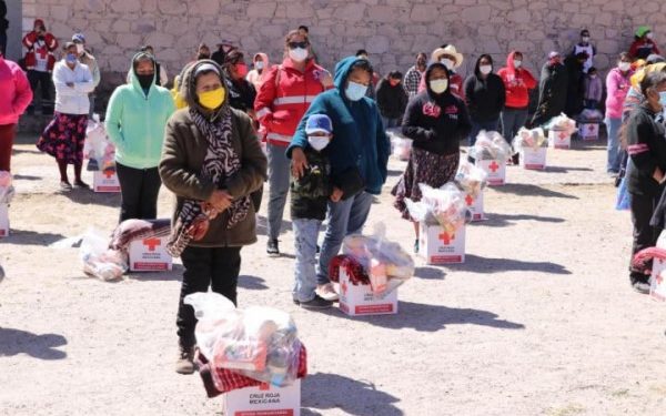 En la comunidad de Sisoguichi, Bocoyna, dio el banderazo de arranque a las brigadas que llevarán el beneficio a más de 5 mil personas