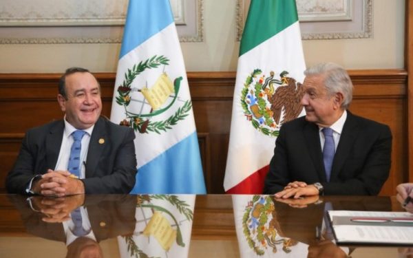 lacarta de intención para implementar en Guatemala los programas Jóvenes Construyendo el Futuro y Sembrando Vida.