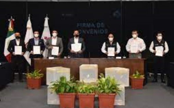 se recibió el Documento Político 2021 de manos la representación sindical