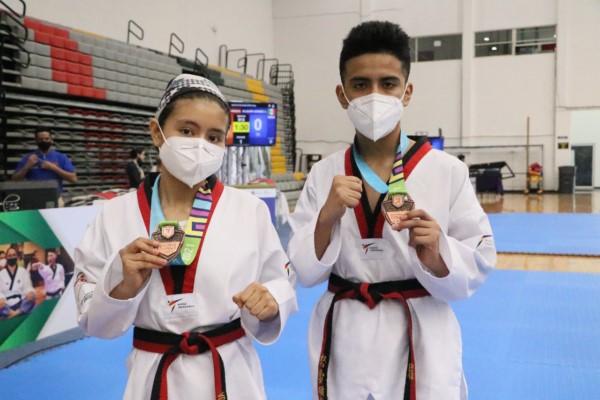 ·         El segundo día del taekwondo en combate le da a Oaxaca par de bronces y en Jalisco la cosecha fue de cuatro y el pase a una final     