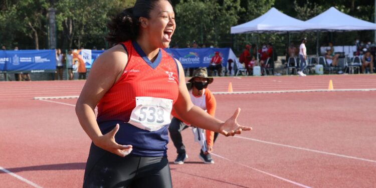       Abraham Peña le da una medalla histórica a Oaxaca con el bronce en los 10 mil metros marcha  