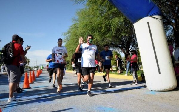 promovió el deporte para que todos pudieran participar en carreras convocadas por él