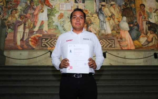 recibió un Galardón Nacional por el impulso a la certificación y evaluación laboral en Oaxaca.