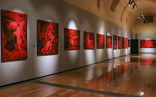 del Colectivo Gálvez Berra & Velasco, integrada por 43 pinturas de gran formato.