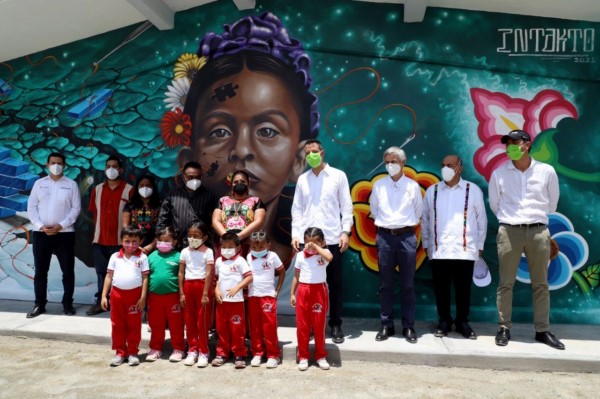 50 escuelas dañadas, las cuales tendrán paneles solares para contar con un suministro de energía sostenible