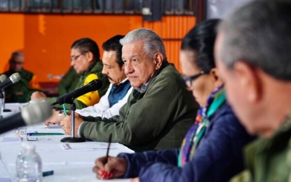 Censo y entrega directa de apoyos, método para atender a damnificados por huracán Grace en Hidalgo: presidente