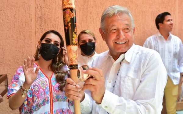 en la construcción y mantenimiento de carreteras en los municipios más apartados de esa región.