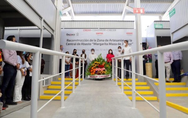·         Con una inversión estatal de 49 millones de pesos, se beneficiará a 135 locatarios