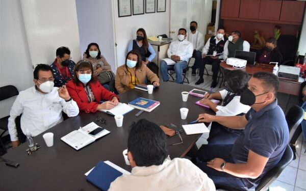 ·         La salud materna es un tema prioritario para el estado, donde se brinda atención a las mujeres desde la etapa preconcepcional, embarazo, parto y puerperio