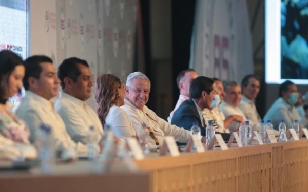 México vive una situación favorable al tener gobernabilidad, estabilidad económica y social y justicia.