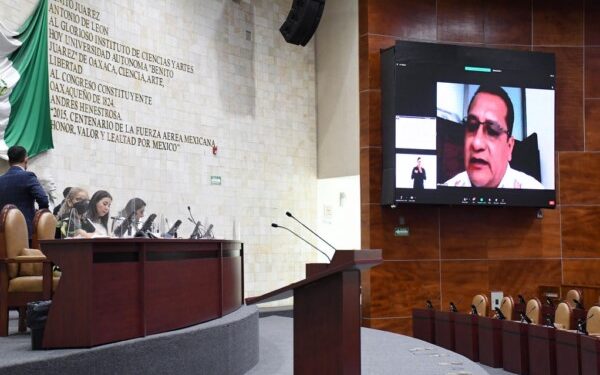 se intensifique la difusión acerca de la revocación de mandato a celebrarse el próximo 10 de abril.