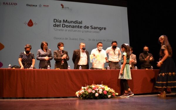    Entregaron reconocimientos a donadores altruistas