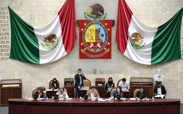 vigilancia para evitar abusos en Guelaguetza por parte de proveedores de servicios