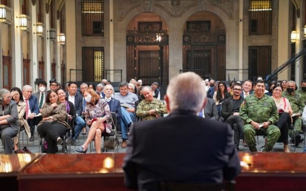 López Obrador se reunió con integrantes del Gabinete Legal y Ampliado, responsables de Programas para el Bienestar