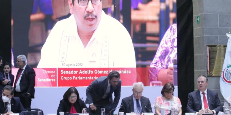 La representación plena, solo es posible con la participación de los pueblos, señaló.