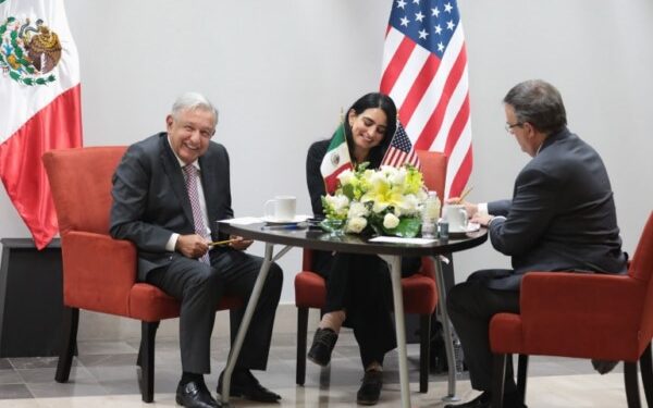 con su homólogo estadounidense, Joseph Biden, sobre migración, seguridad y cooperación para el desarrollo.