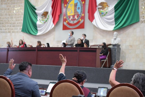 la 65 Legislatura local aprobó dos reformas y 18 puntos de acuerdo en materia de educación.