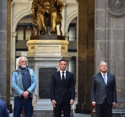 ·         El Mandatario Oaxaqueño celebró que la memoria de Ricardo Flores Magón, estén en el lugar de honor