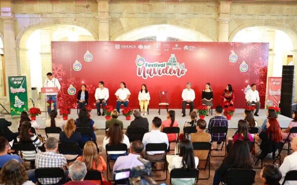 mediante la Secretaría de las Culturas y Artes de Oaxaca dio inicio al Festival Navideño 2022.