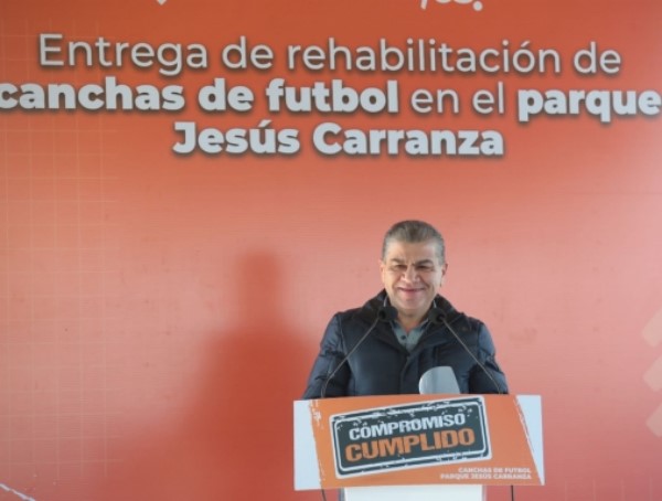 rehabilitación de canchas deportivas del Parque "Jesús Carranza”, con una inversión de 5.6 millones de pesos.